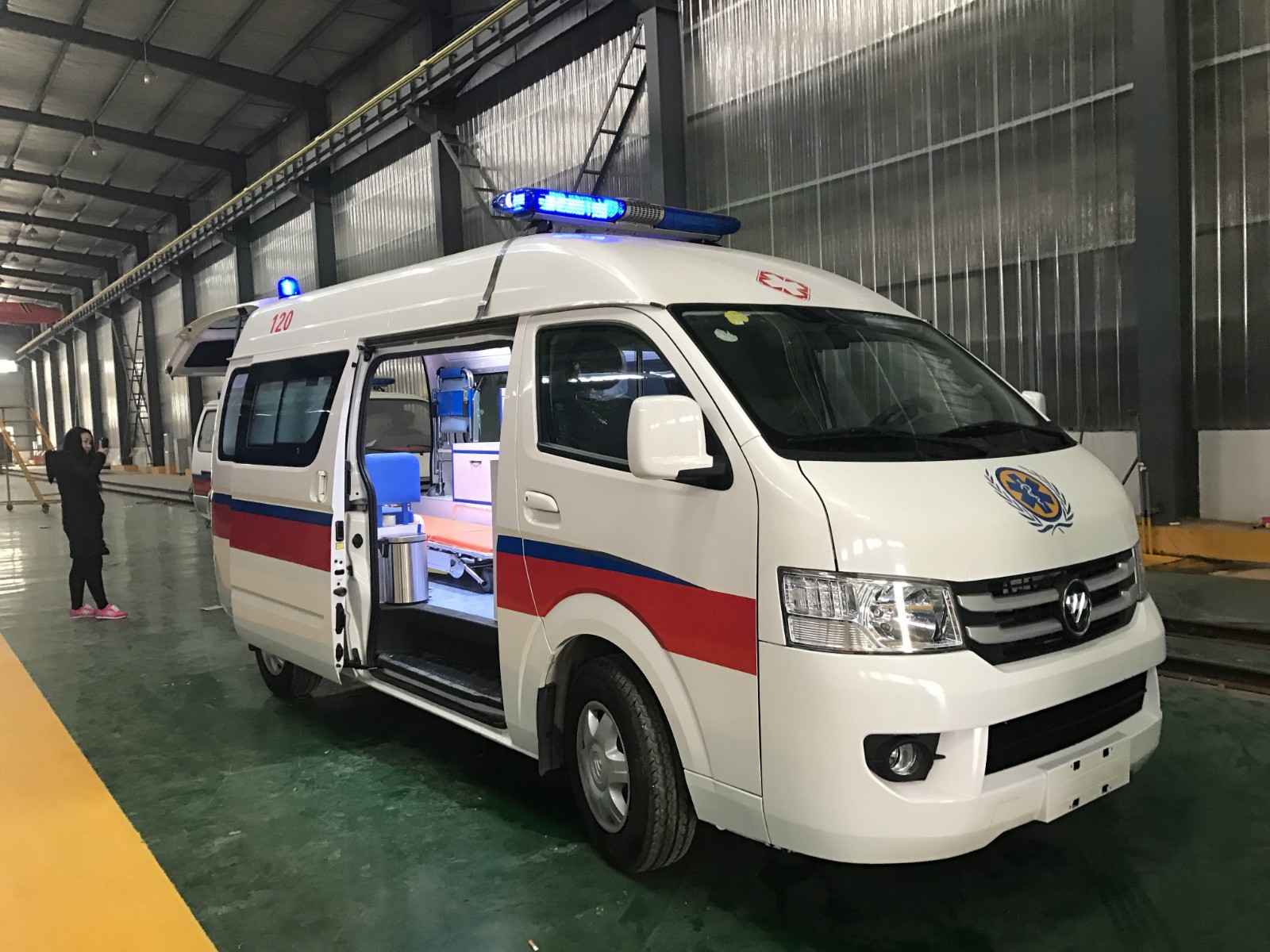 青铜峡市救护车转院